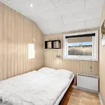 Сasa de vacaciones 4 Bedroom Amazing In Hvide Sande Bjerregård