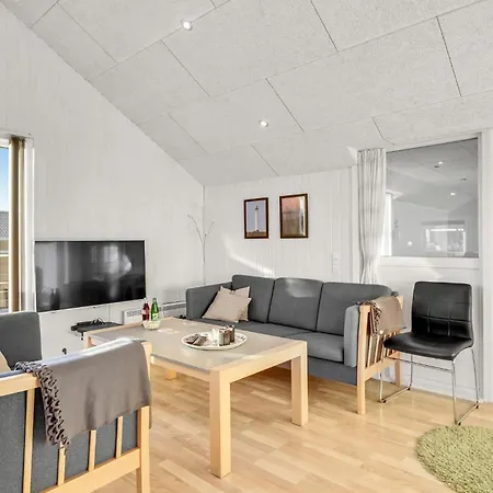 Stunning In Hvide Sande With Sauna بيت للعطل Bjerregård