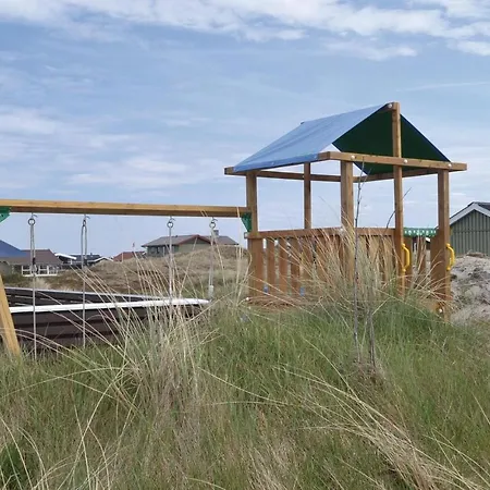 4 Bedroom Amazing In Hvide Sande *