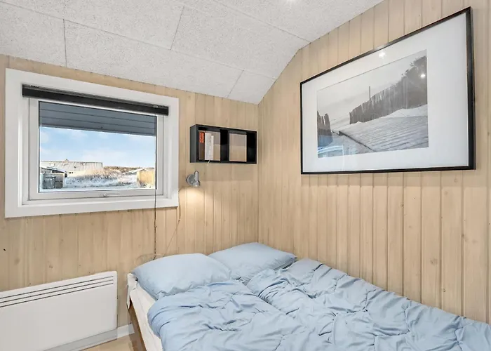 4 Bedroom Amazing In Hvide Sande Bjerregård